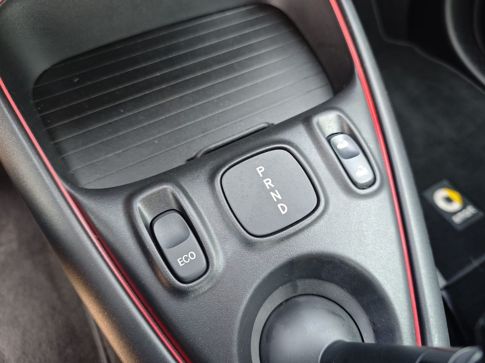 Fahrzeugabbildung Smart FORTWO CABRIO EQ*PRIME*LEDER*KAMERA*2.HD*MOPF*