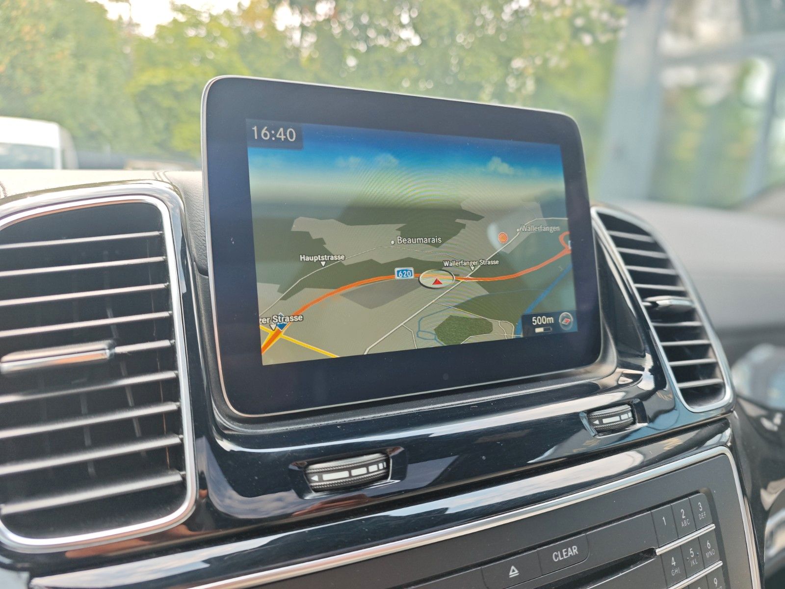 Fahrzeugabbildung Mercedes-Benz GLE 500 4M*AMG-LINE*PANO*H&K*SOFTCLOSE*AIRMATIC*