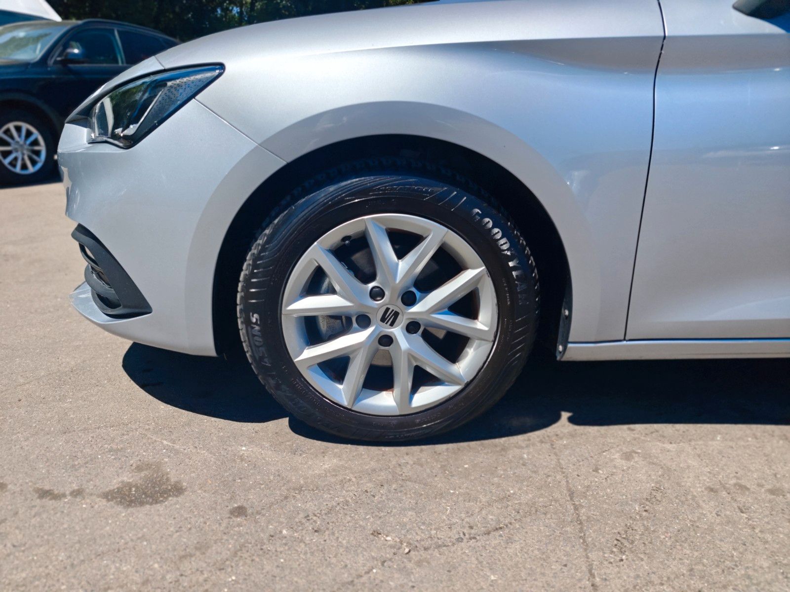Fahrzeugabbildung SEAT LEON SPORTSTOURER STYLE *DSG*LED*NAVI*VIRTUAL*