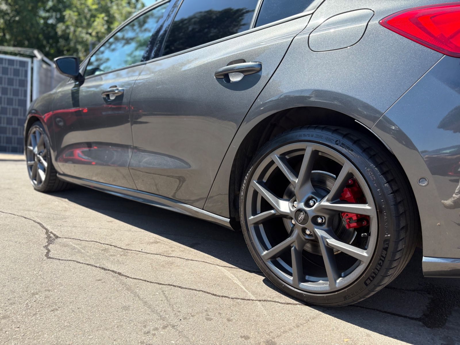 Fahrzeugabbildung Ford FOCUS ST *PERFORMANCE*KAMERA*RECARO*