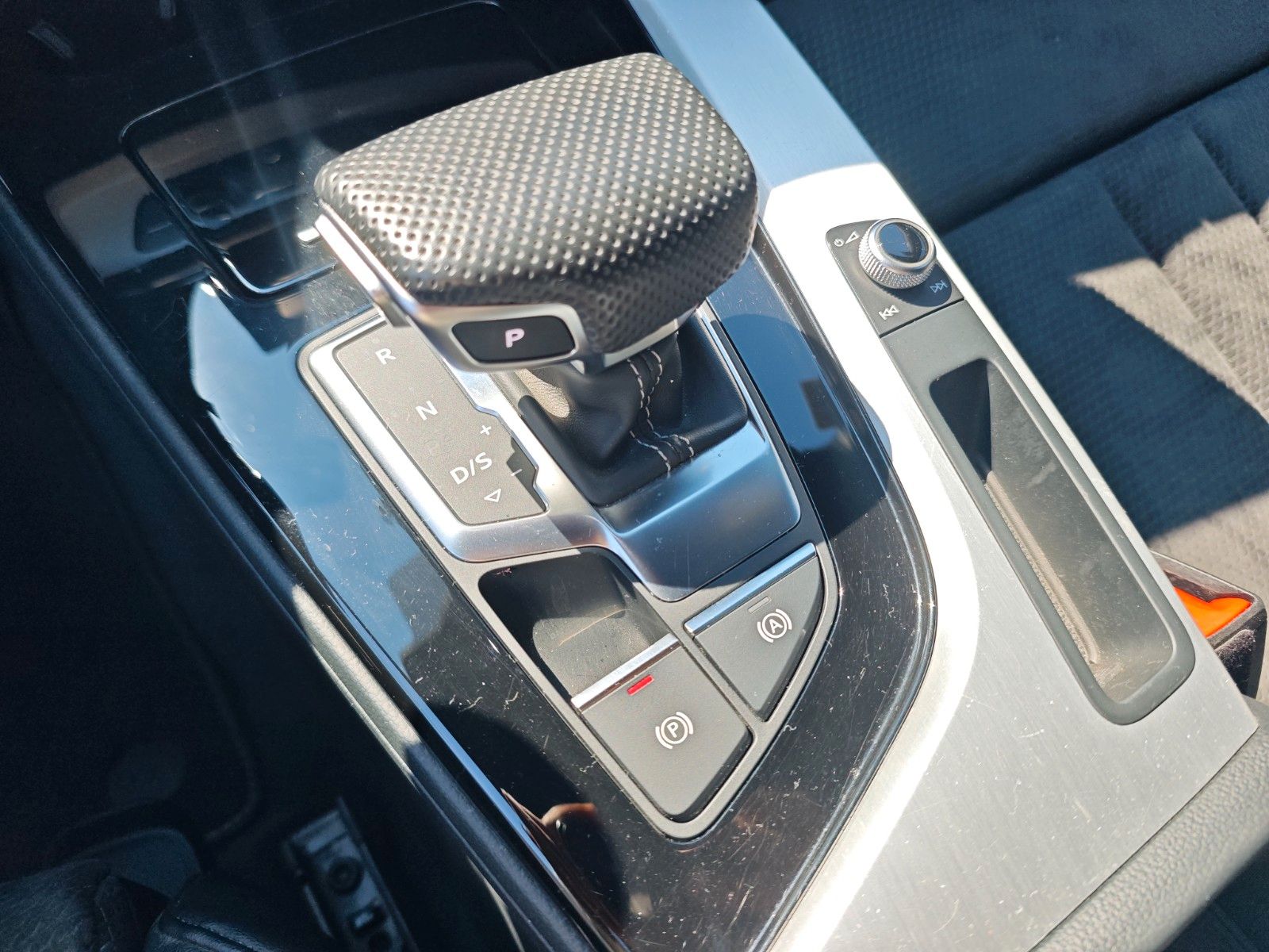 Fahrzeugabbildung Audi A5 SPORTBACK 35 TDI S-LINE SPORT+*LED*KAMERA*