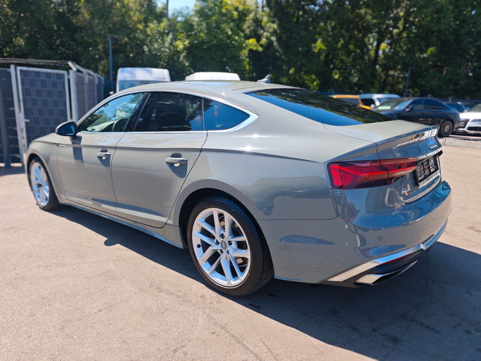 Fahrzeugabbildung Audi A5 SPORTBACK 35 TDI S-LINE SPORT+*LED*KAMERA*