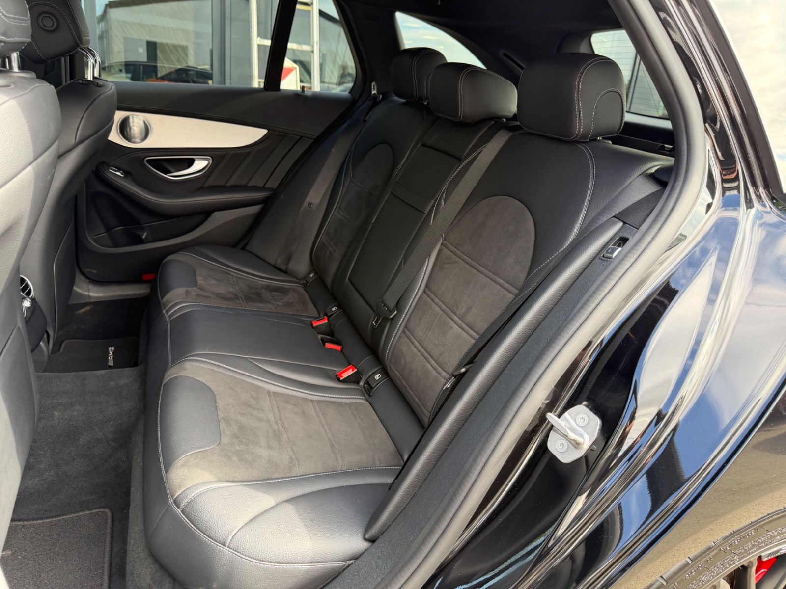 Fahrzeugabbildung Mercedes-Benz C 63 AMG T *NIGHT*COMAND*KAMERA*BURMESTER*LED*