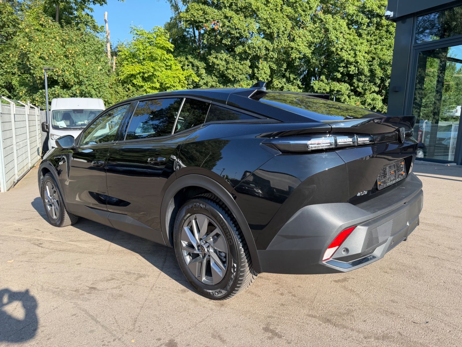 Fahrzeugabbildung Peugeot 408 PURETECH 130 ALLURE *1.HAND*AUT*LED*KAM*NAVI
