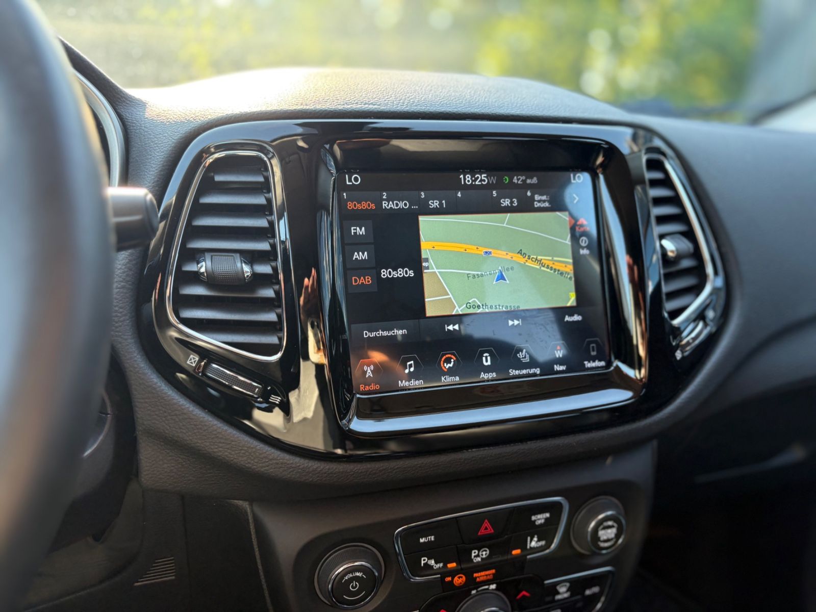 Fahrzeugabbildung Jeep COMPASS LIMITED FWD *FACELIFT*KAMERA*LEDER*