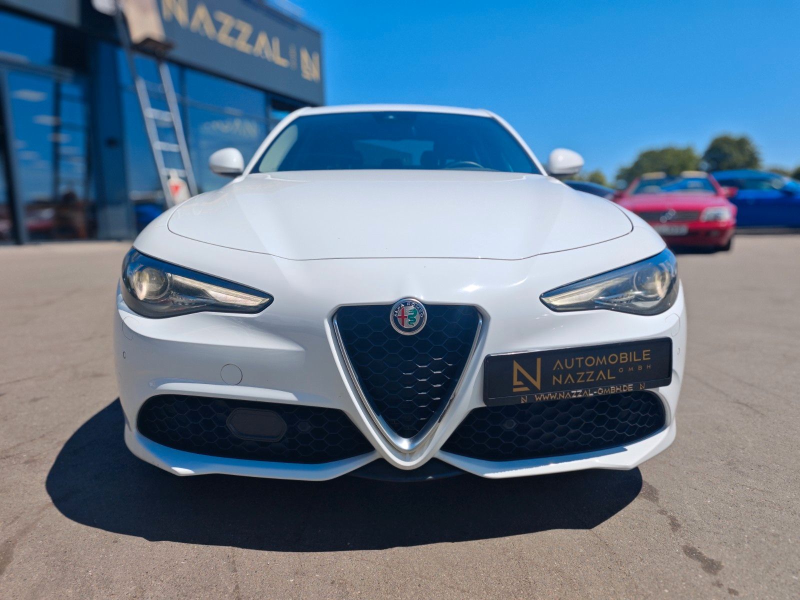 Fahrzeugabbildung Alfa Romeo GIULIA VELOCE Q4 *AUT*LEDER*NAVI*KAM*SHZ*8xALU*