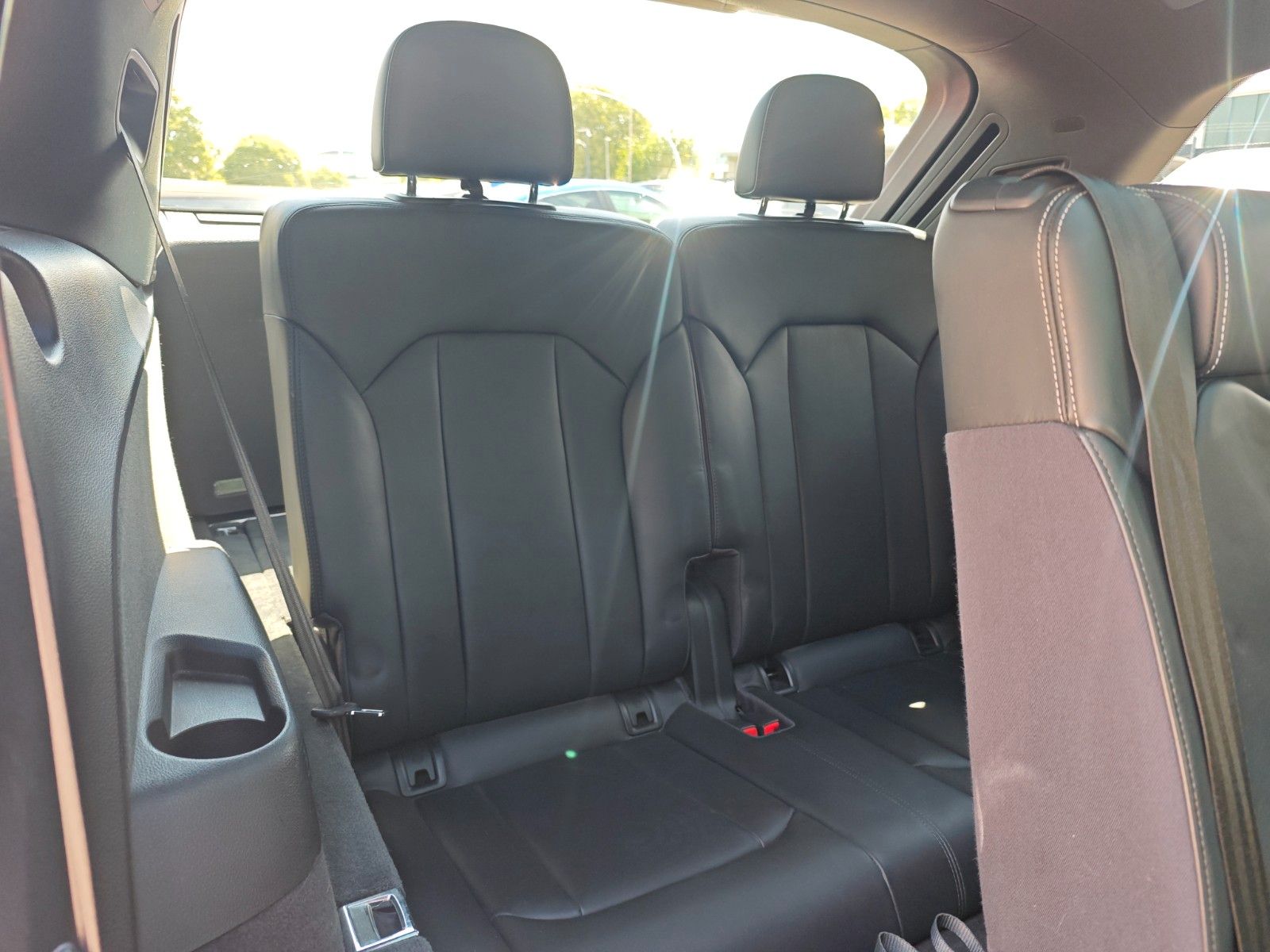 Fahrzeugabbildung Audi SQ7 4.0 TDI QUATTRO *ABT*1.HD*LUFT*PANO*7SITZER*