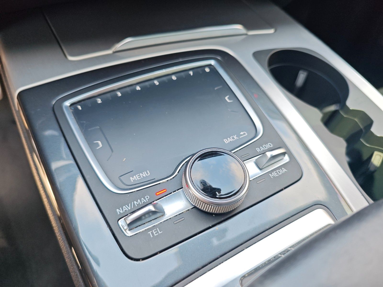 Fahrzeugabbildung Audi SQ7 4.0 TDI QUATTRO *ABT*1.HD*LUFT*PANO*7SITZER*