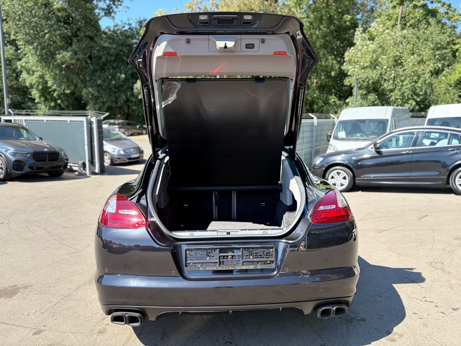 Fahrzeugabbildung Porsche PANAMERA GTS*BOSE*SCHIEBEDACH*CHRONO*SPORTABGAS*