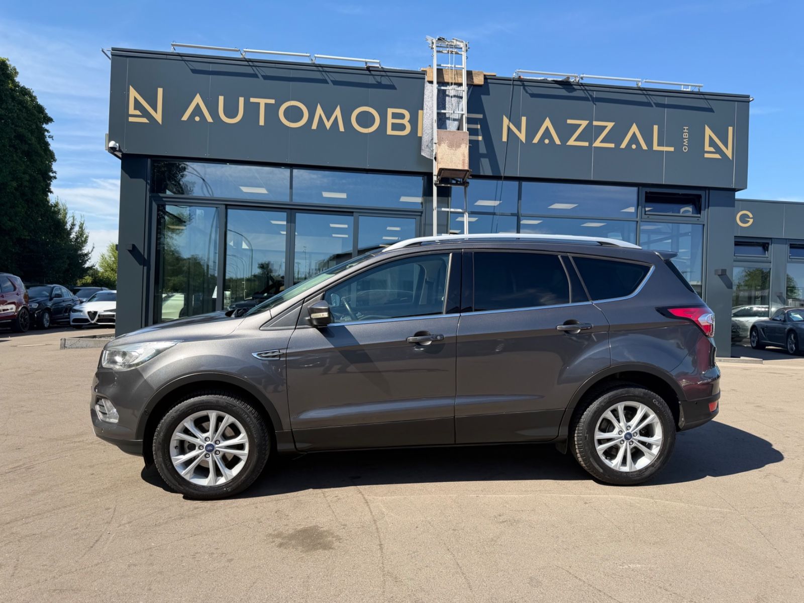 Fahrzeugabbildung Ford KUGA TITANIUM*NAVI*KLIMAAUTO.*SHZ*KAMERA*