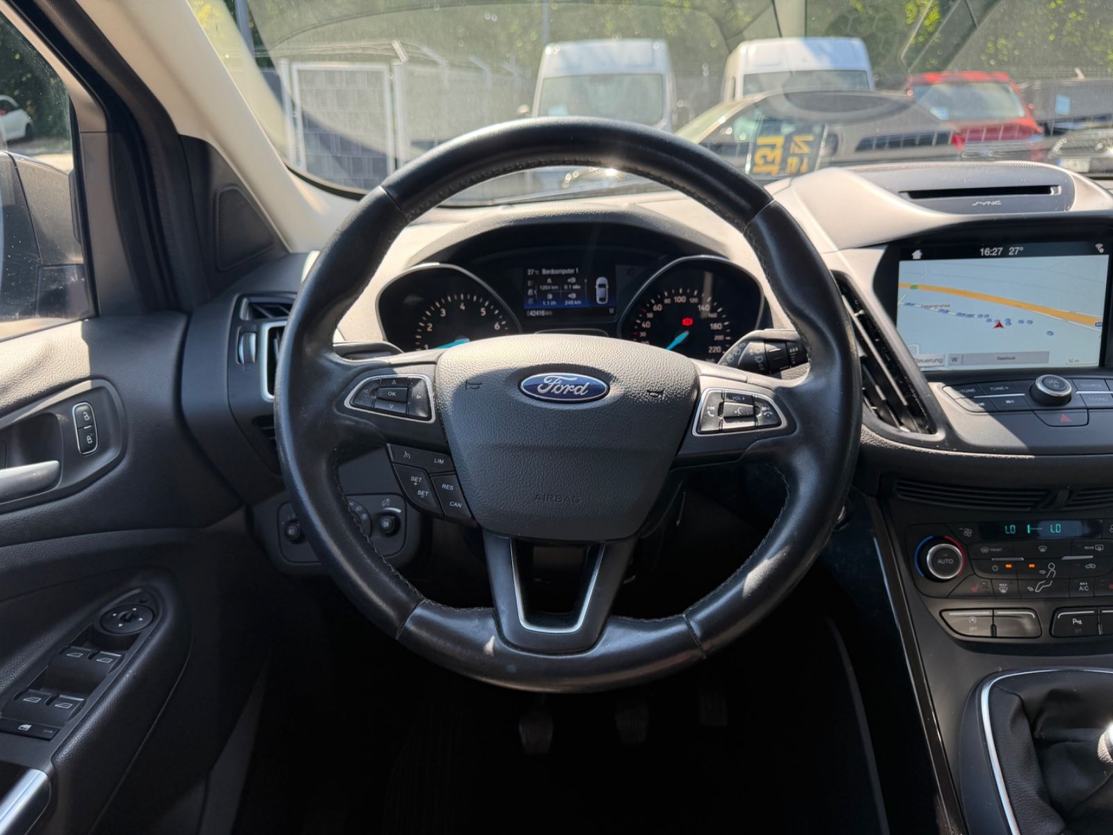 Fahrzeugabbildung Ford KUGA TITANIUM*NAVI*KLIMAAUTO.*SHZ*KAMERA*