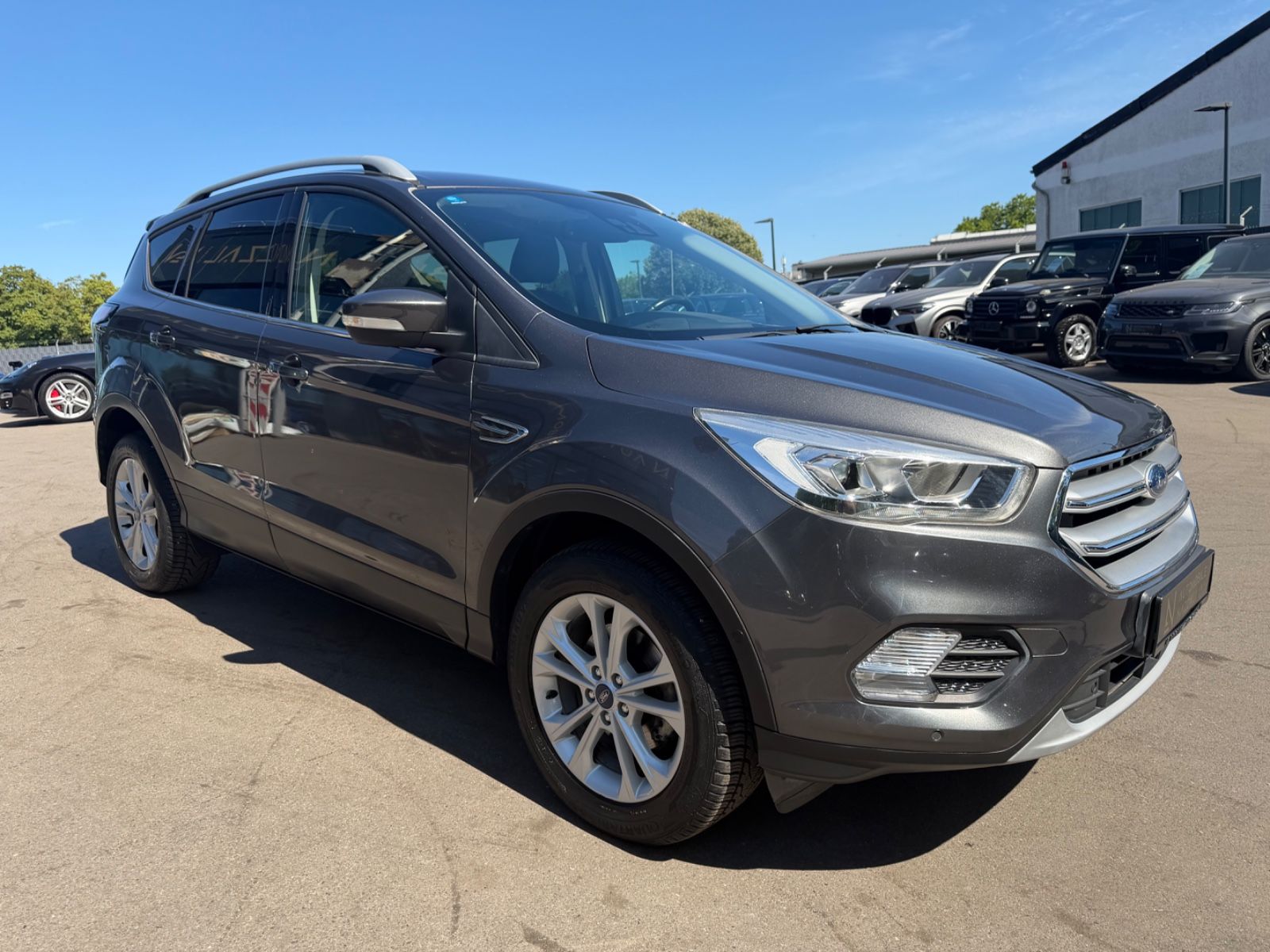 Fahrzeugabbildung Ford KUGA TITANIUM*NAVI*KLIMAAUTO.*SHZ*KAMERA*