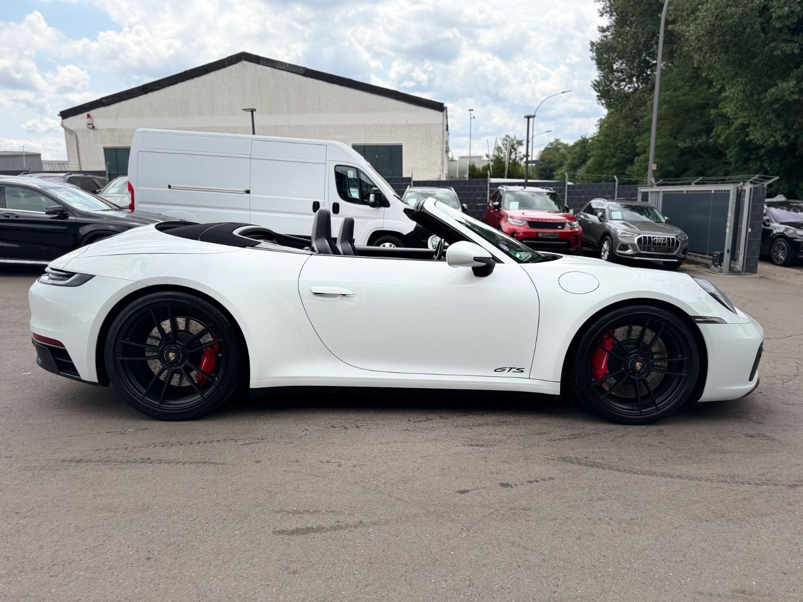 Fahrzeugabbildung Porsche 992 GTS CABRIO CARRERA 4*APPROVED*SPORT-DESIGN*
