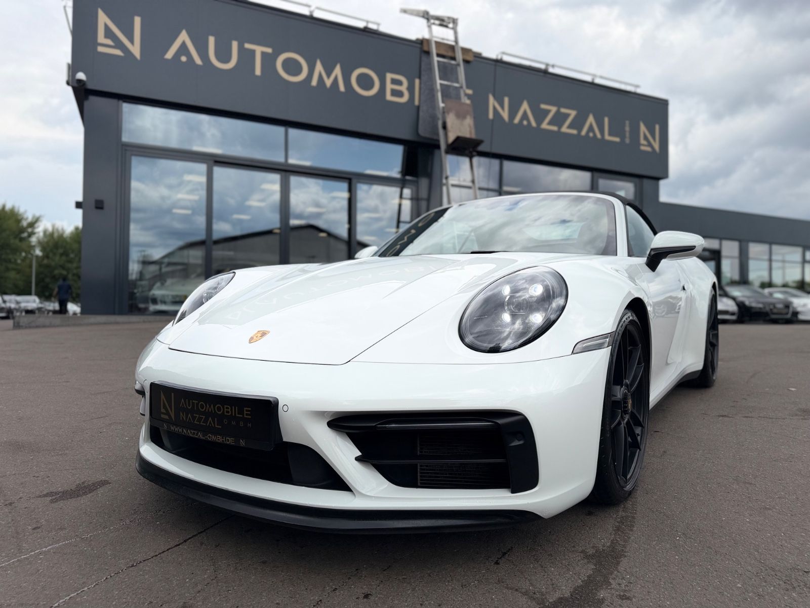 Fahrzeugabbildung Porsche 992 GTS CABRIO CARRERA 4*APPROVED*SPORT-DESIGN*