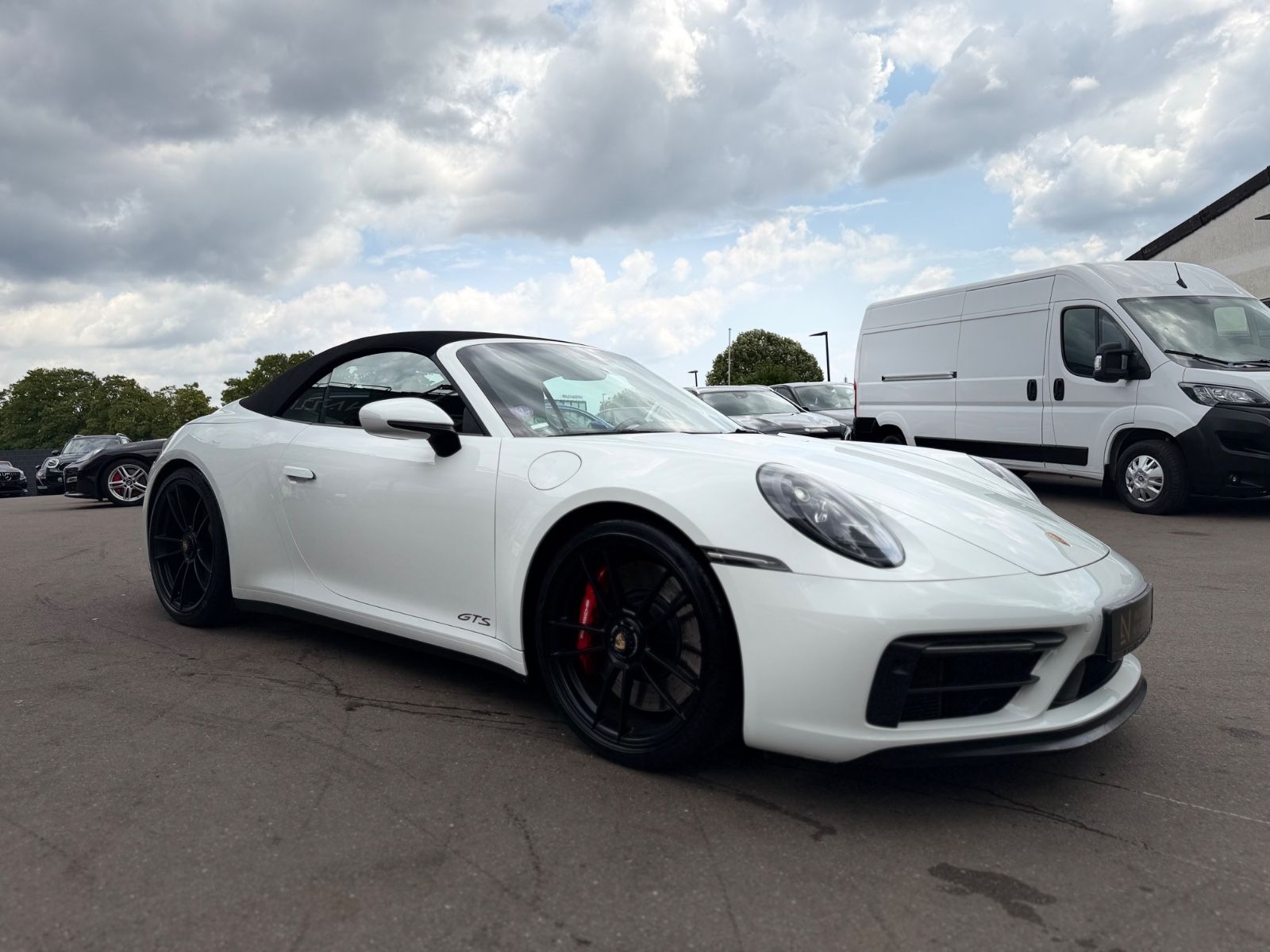 Fahrzeugabbildung Porsche 992 GTS CABRIO CARRERA 4*APPROVED*SPORT-DESIGN*