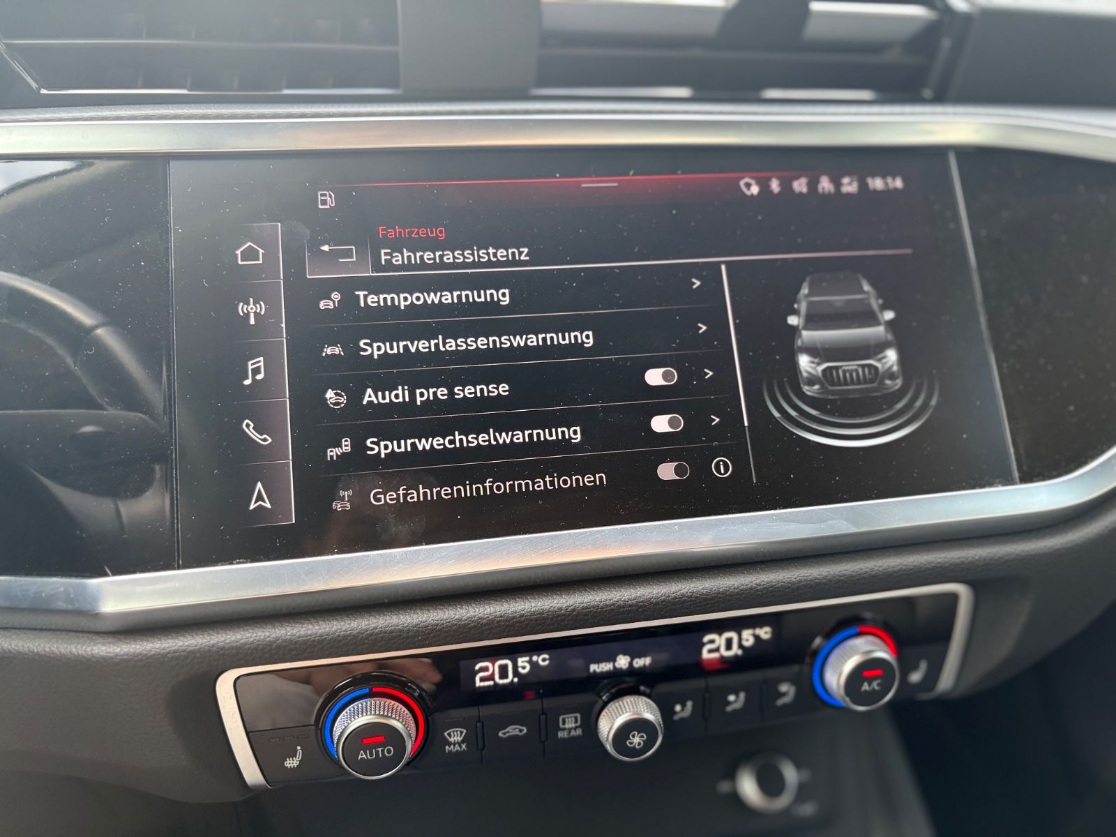 Fahrzeugabbildung Audi Q3 35 TFSI ADVANCED *1.HAND*KAMERA*LEDER*SHZ*