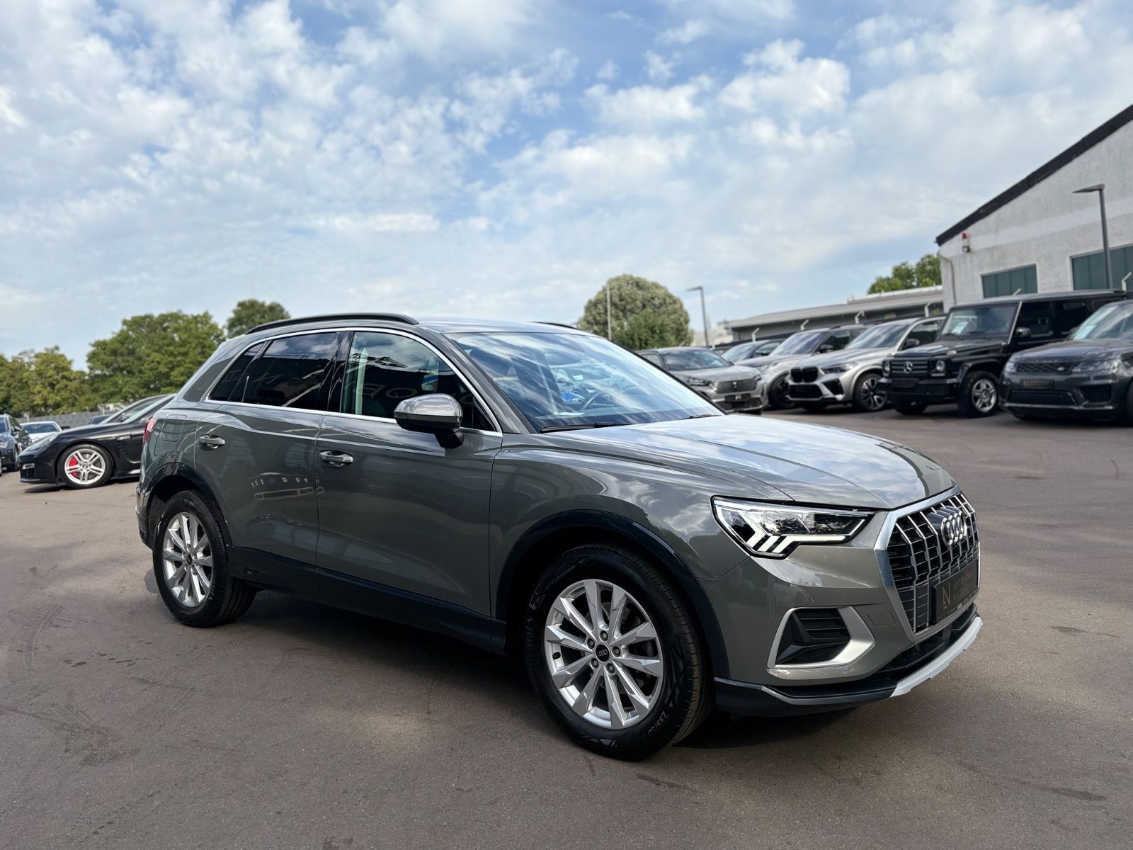 Fahrzeugabbildung Audi Q3 35 TFSI ADVANCED *1.HAND*KAMERA*LEDER*SHZ*