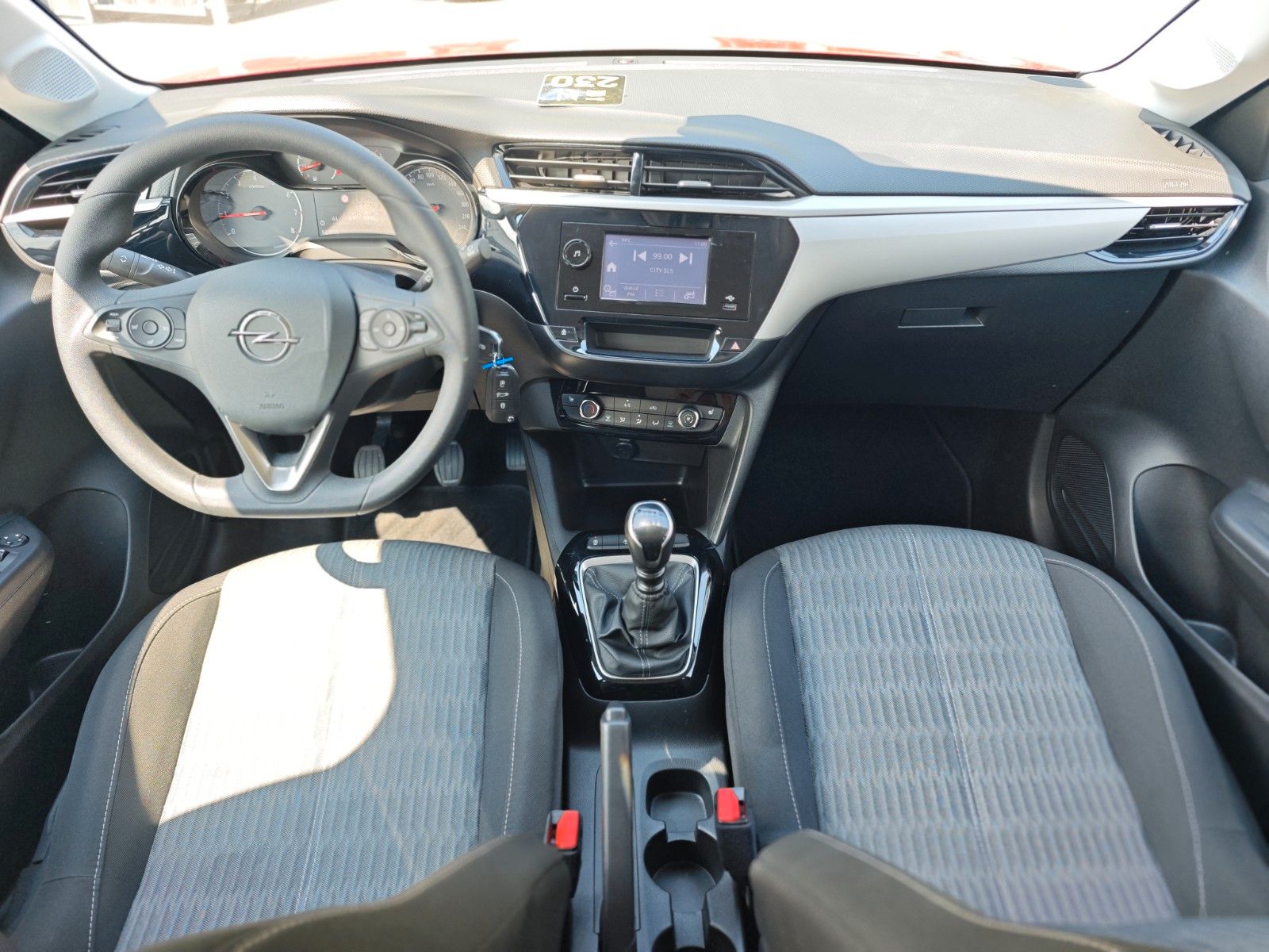 Fahrzeugabbildung Opel CORSA F*KLIMA*PDC*SITZHEIZUNG*TEMPOMAT*