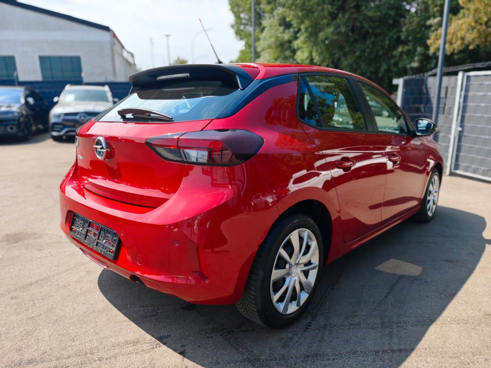 Fahrzeugabbildung Opel CORSA F*KLIMA*PDC*SITZHEIZUNG*TEMPOMAT*