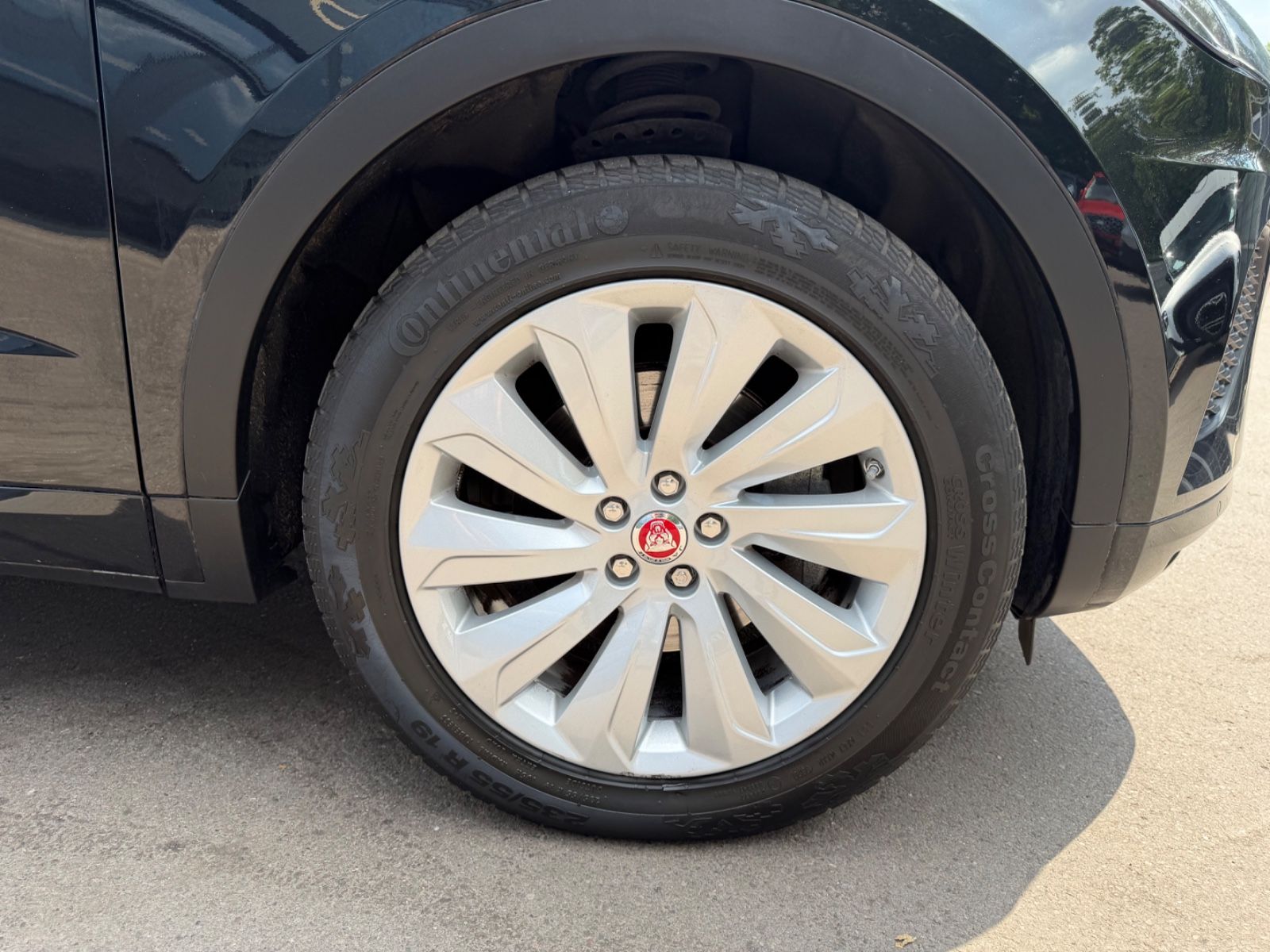 Fahrzeugabbildung Jaguar E-PACE R-DYNAMIC S AWD*LED*R-KAMERA*NAVI*