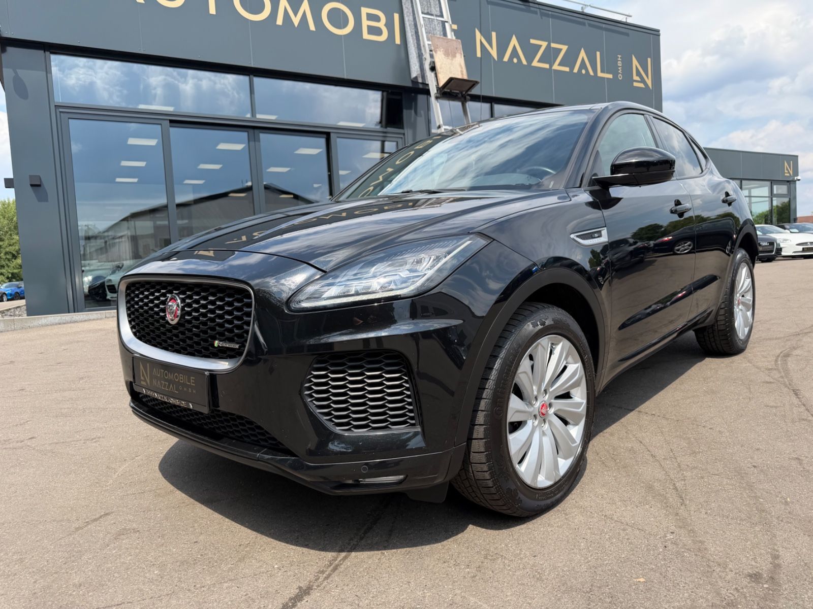 Fahrzeugabbildung Jaguar E-PACE R-DYNAMIC S AWD*LED*R-KAMERA*NAVI*