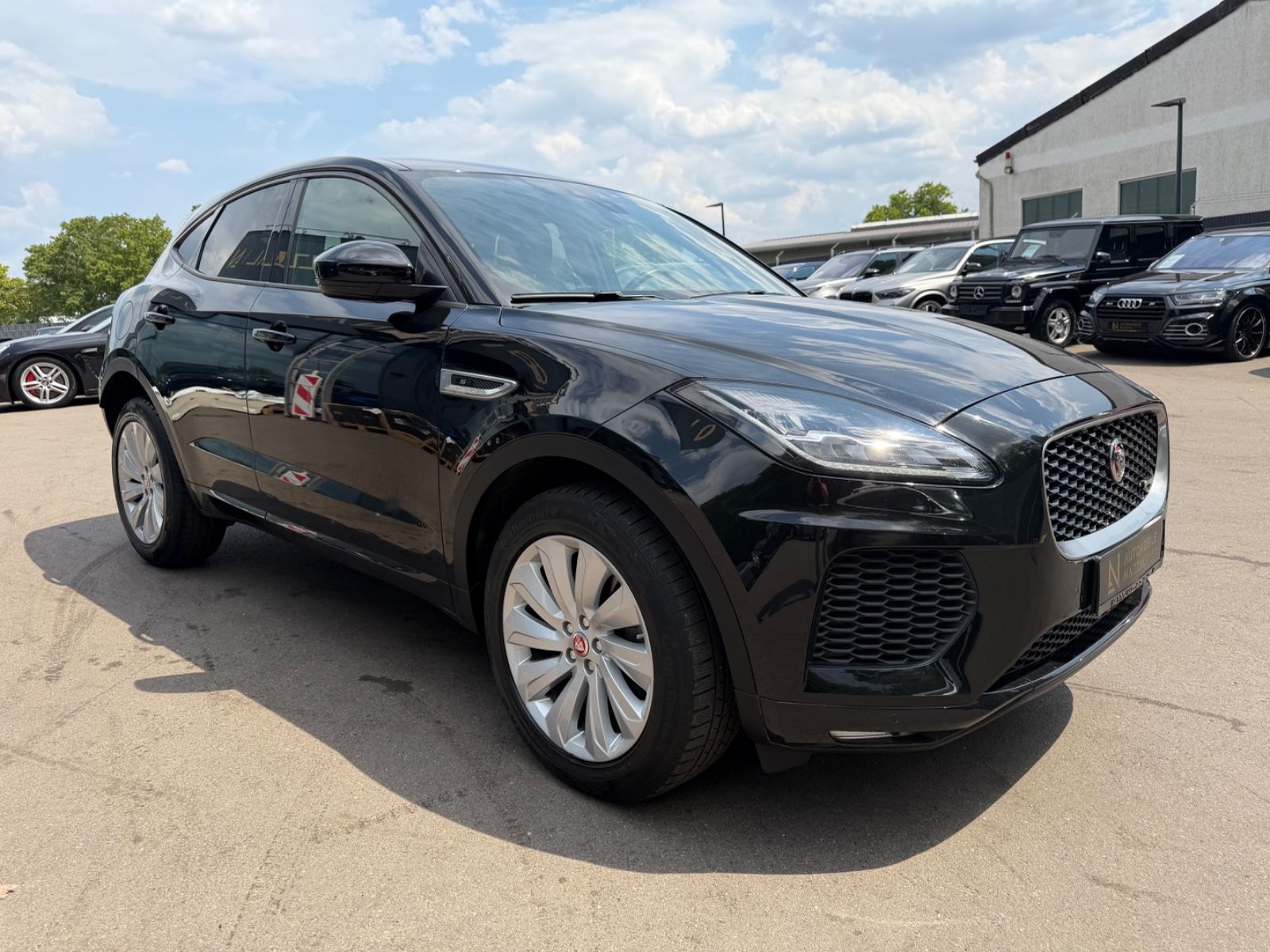 Fahrzeugabbildung Jaguar E-PACE R-DYNAMIC S AWD*LED*R-KAMERA*NAVI*