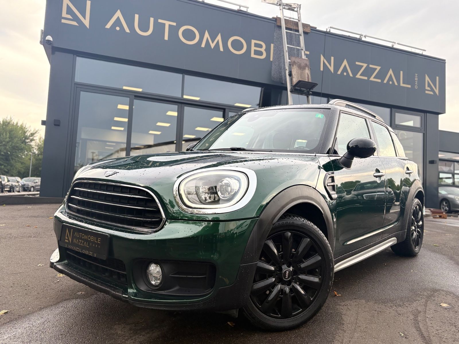 Fahrzeugabbildung MINI COOPER COUNTRYMAN *AUT*PDC*TEILLEDER*SHZ*
