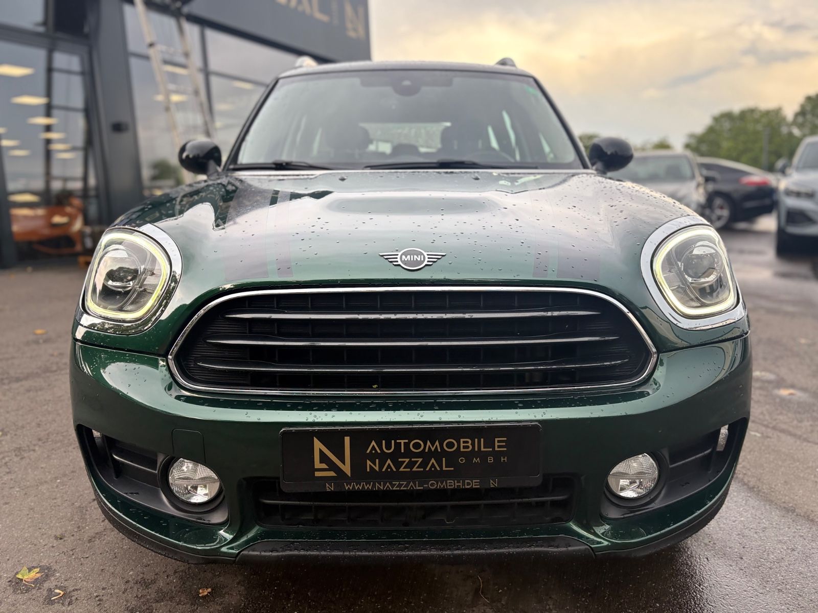Fahrzeugabbildung MINI COOPER COUNTRYMAN *AUT*PDC*TEILLEDER*SHZ*