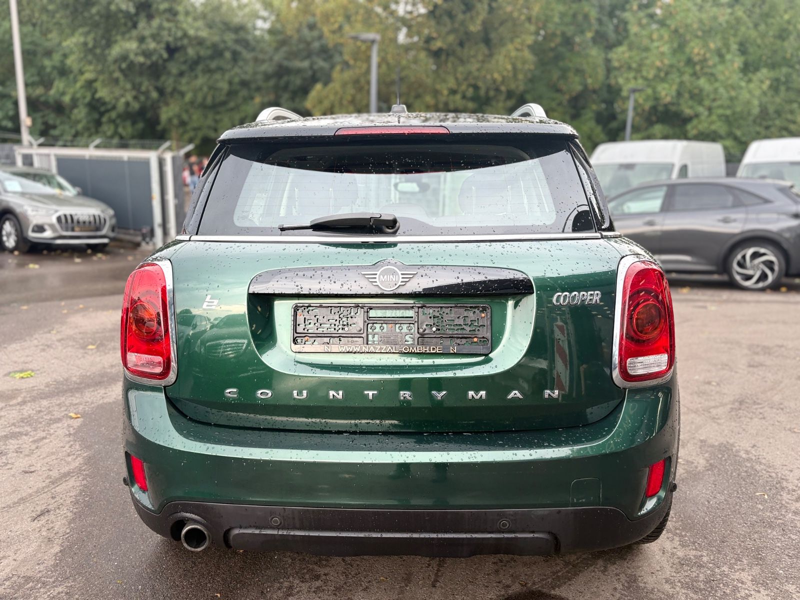 Fahrzeugabbildung MINI COOPER COUNTRYMAN *AUT*PDC*TEILLEDER*SHZ*