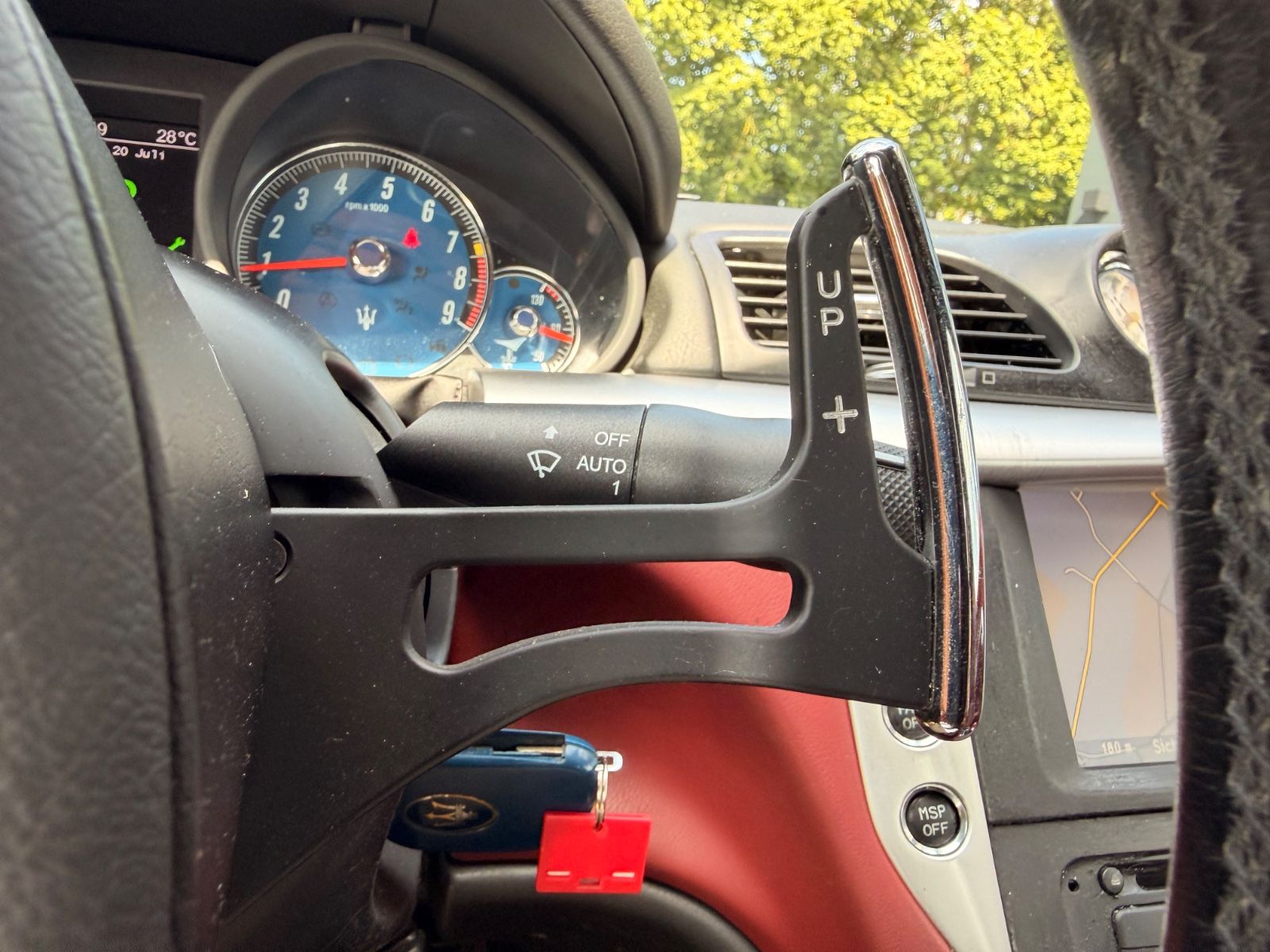 Fahrzeugabbildung Maserati GRANTURISMO*AUT.*LEDER-ROT*PDC*SPORT-ABGAS*