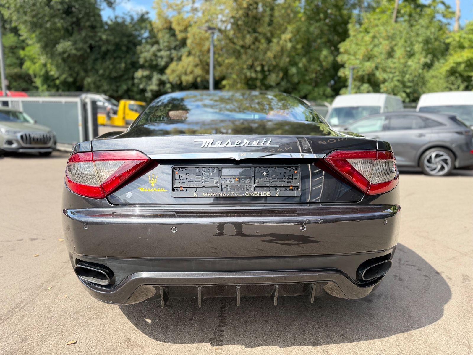 Fahrzeugabbildung Maserati GRANTURISMO*AUT.*LEDER-ROT*PDC*SPORT-ABGAS*