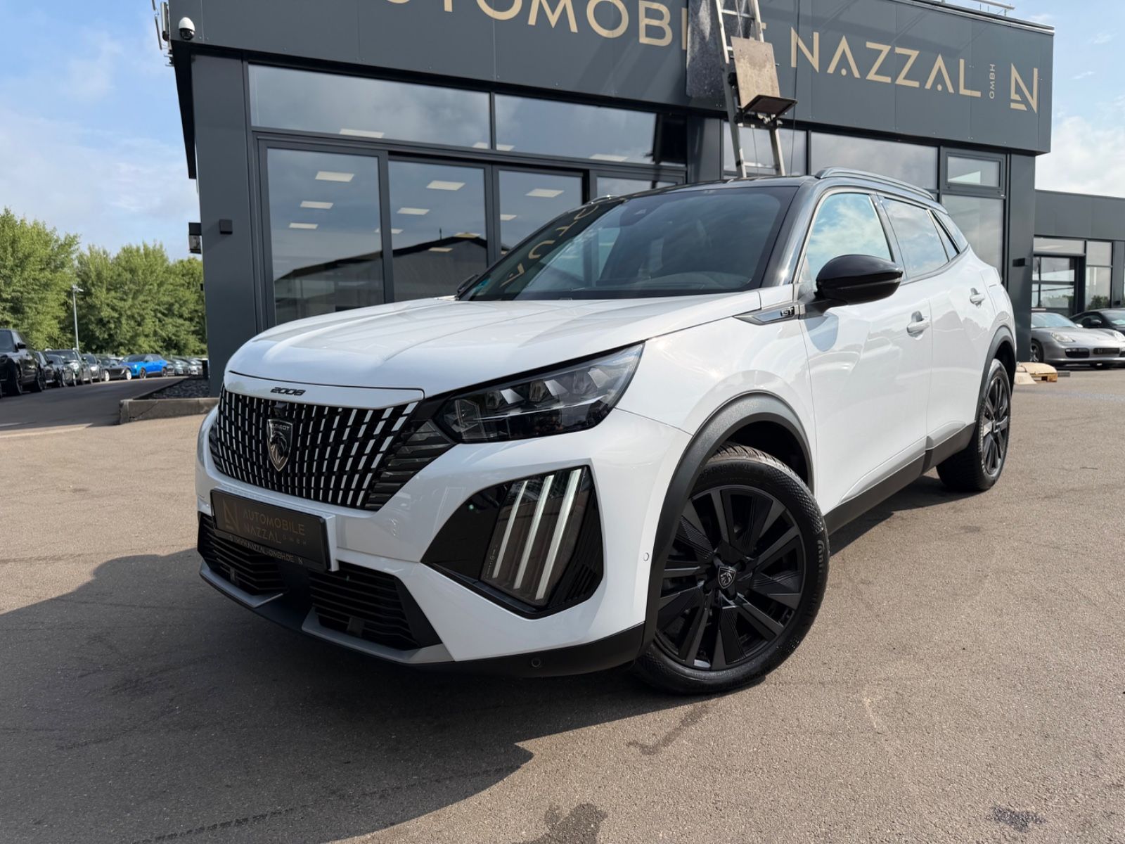 Fahrzeugabbildung Peugeot 2008 HYBRID GT AUT.*LED*NAVI*PANORAMA*MASSAGE*