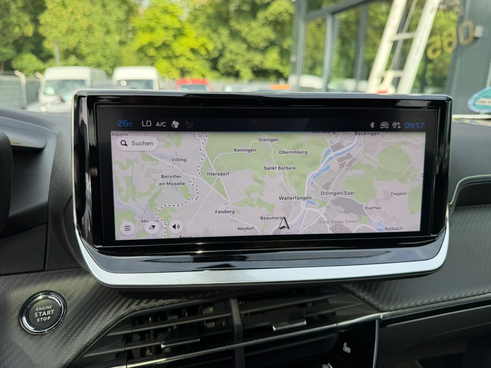 Fahrzeugabbildung Peugeot 2008 HYBRID GT AUT.*LED*NAVI*PANORAMA*MASSAGE*