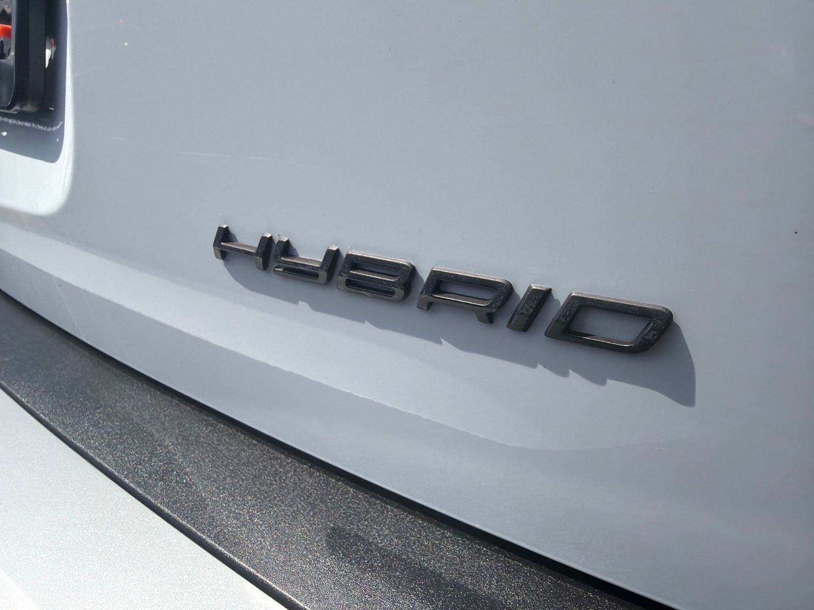 Fahrzeugabbildung Peugeot 2008 HYBRID GT AUT.*LED*NAVI*PANORAMA*MASSAGE*