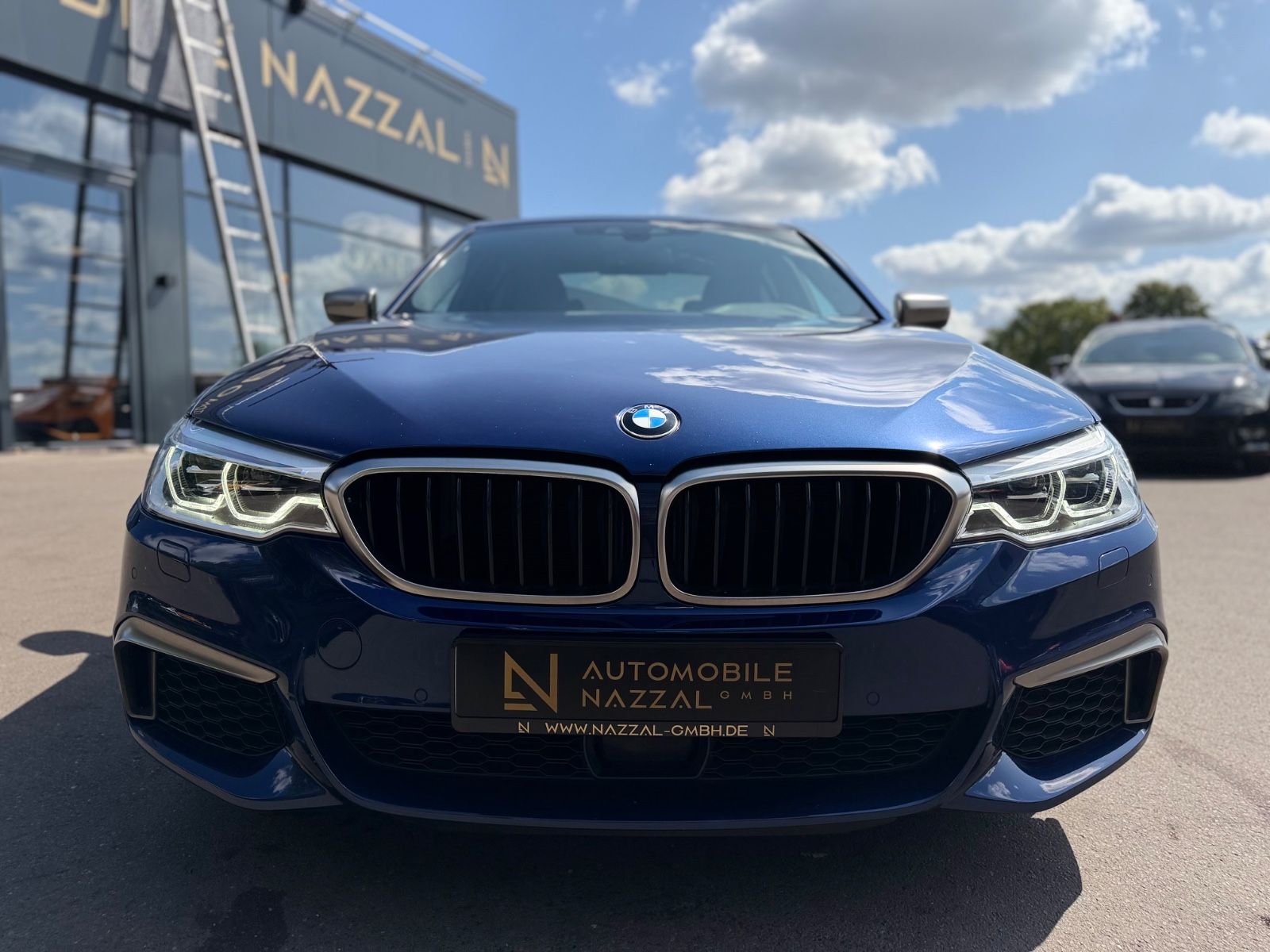 Fahrzeugabbildung BMW M550i xDRIVE*LIM*2.HD*LED*KAMERA*SHZ*COC*TOP*
