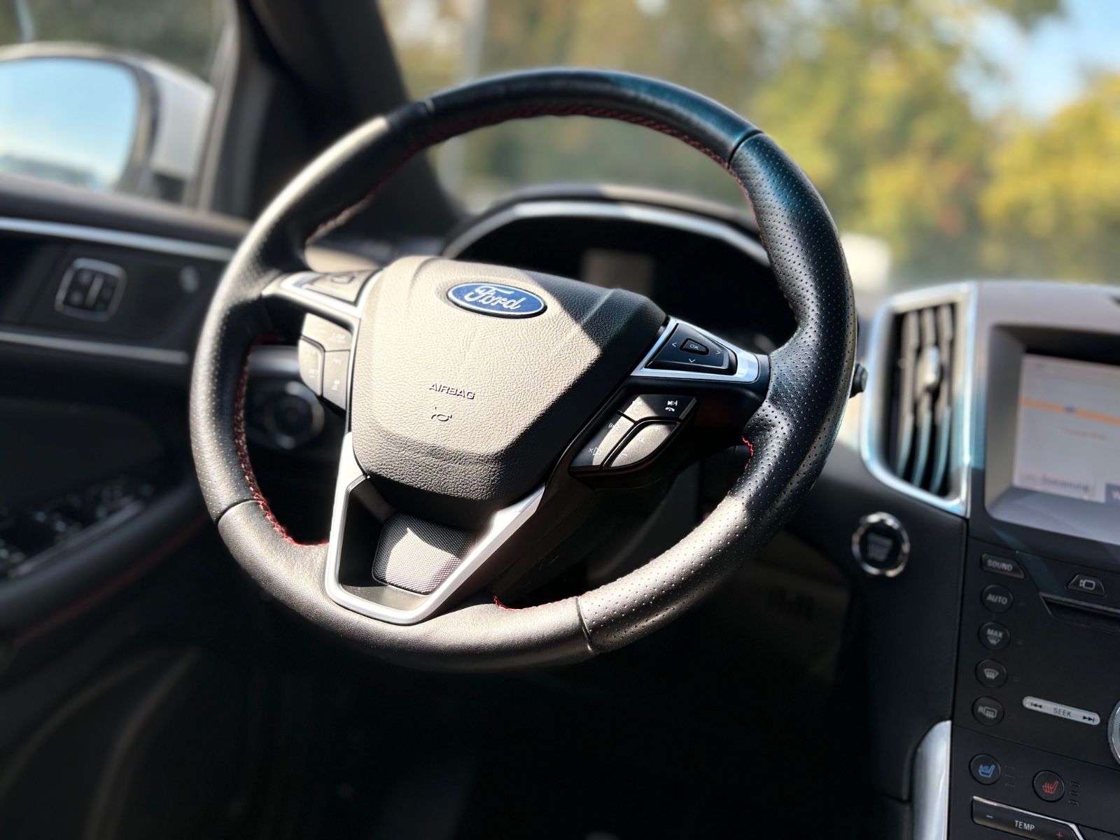 Fahrzeugabbildung Ford EDGE ST-LINE 4x4*LEDER*LED*NAVI*KAMERA*SHZ*