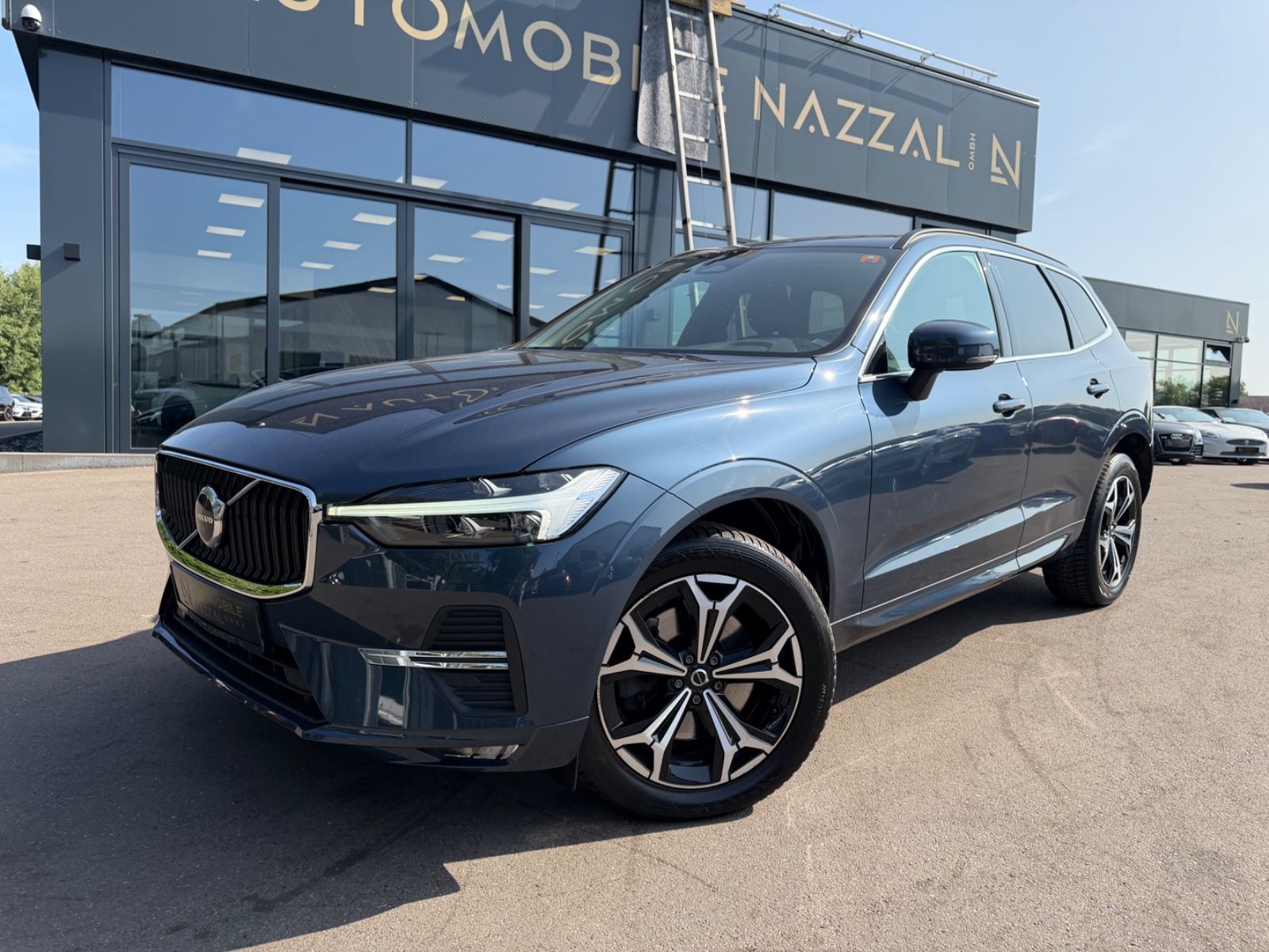 Fahrzeugabbildung Volvo XC 60 MOMENTUM PRO*NAVI*LED*KAMERA*
