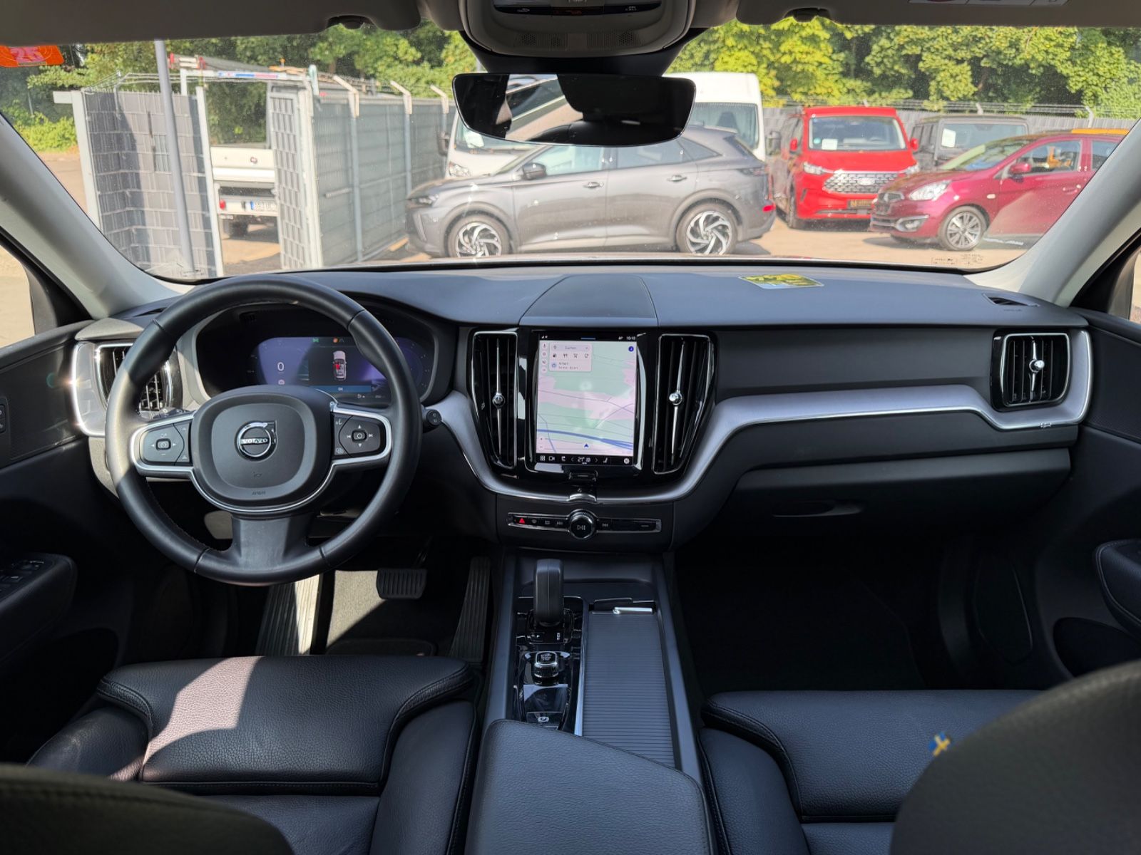Fahrzeugabbildung Volvo XC 60 MOMENTUM PRO*NAVI*LED*KAMERA*