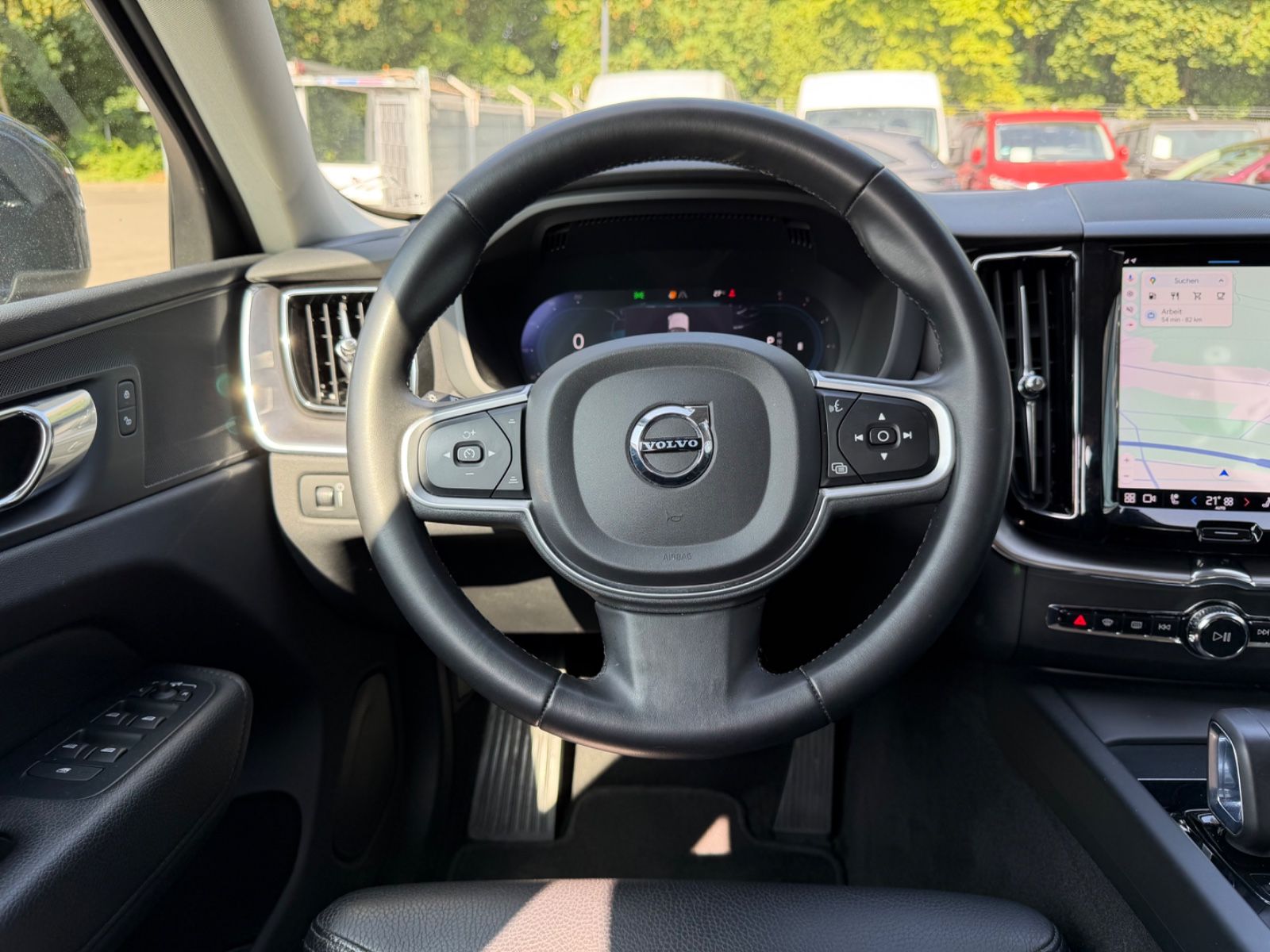 Fahrzeugabbildung Volvo XC 60 MOMENTUM PRO*NAVI*LED*KAMERA*