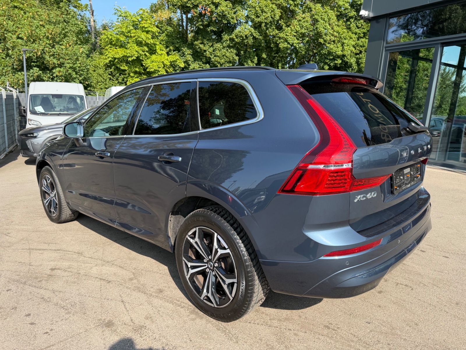 Fahrzeugabbildung Volvo XC 60 MOMENTUM PRO*NAVI*LED*KAMERA*