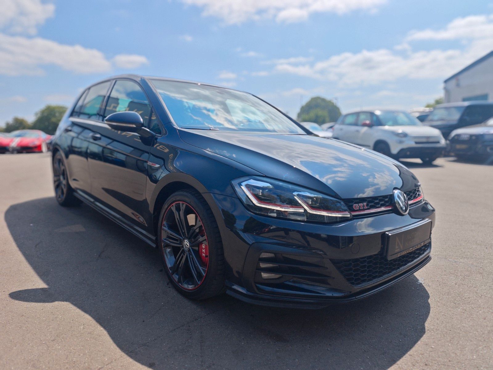 Fahrzeugabbildung Volkswagen GOLF VII LIM. PERFORMANCE *FACELIFT*VIRTUELL*KAM