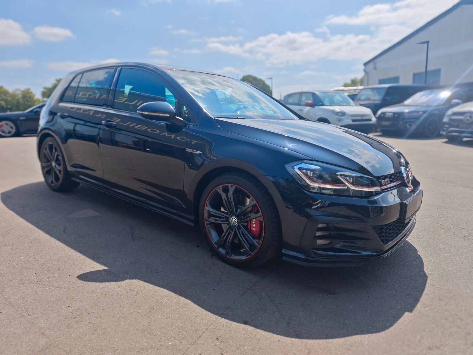Fahrzeugabbildung Volkswagen GOLF VII LIM. PERFORMANCE *FACELIFT*VIRTUELL*KAM