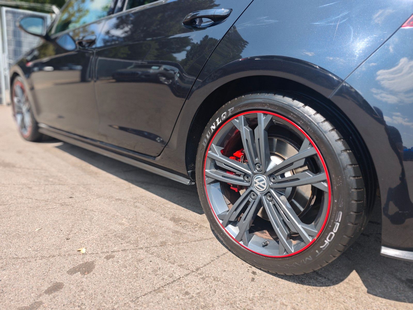Fahrzeugabbildung Volkswagen GOLF VII LIM. PERFORMANCE *FACELIFT*VIRTUELL*KAM