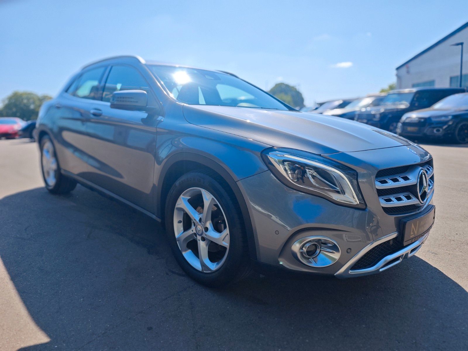 Fahrzeugabbildung Mercedes-Benz GLA 200 *EXCLUSIVE PAKET/URBAN-LINE/LEDER/1.HD*