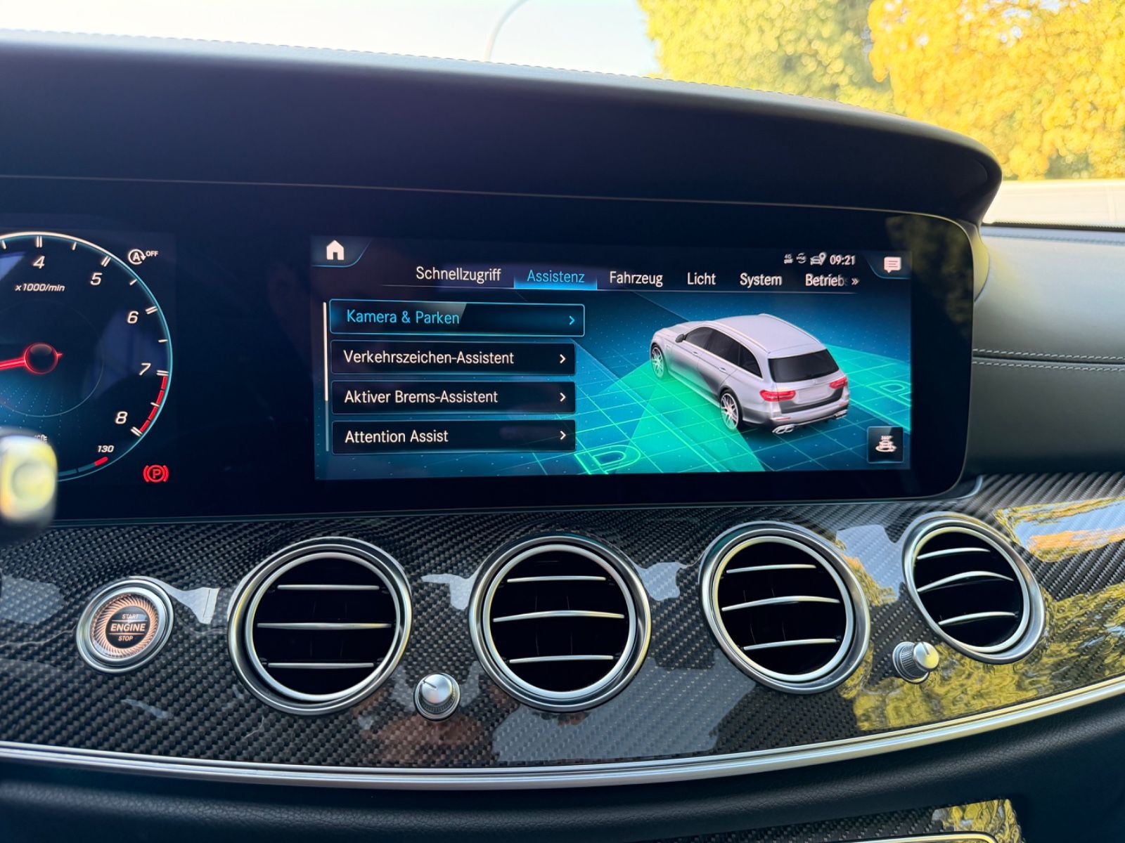Fahrzeugabbildung Mercedes-Benz E 63S AMG 4M*FACELIFT*NIGHT PAKET*PANORAMA*HUD*