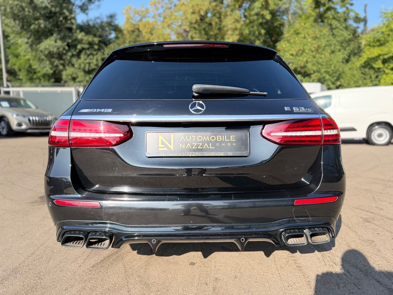 Fahrzeugabbildung Mercedes-Benz E 63S AMG 4M*FACELIFT*NIGHT PAKET*PANORAMA*HUD*
