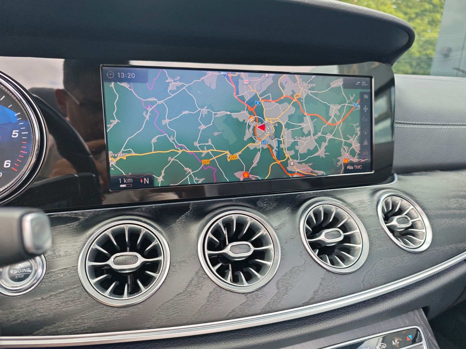 Fahrzeugabbildung Mercedes-Benz E 220 CABRIO*BURMESTER*WIDESCREEN*AMG LINE*LED*