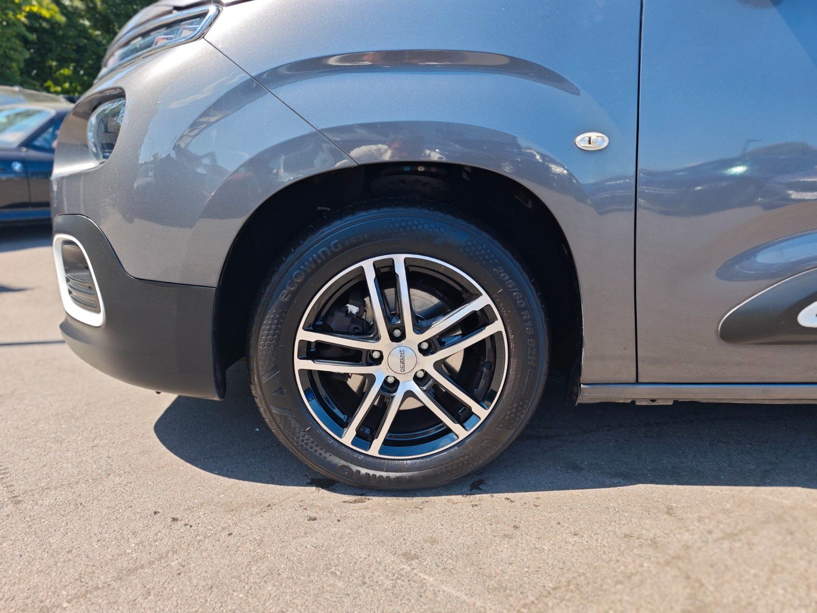 Fahrzeugabbildung Citroën BERLINGO FEEL M*2X SCHIEBETÜR*NAVI*SITZHEIZUNG