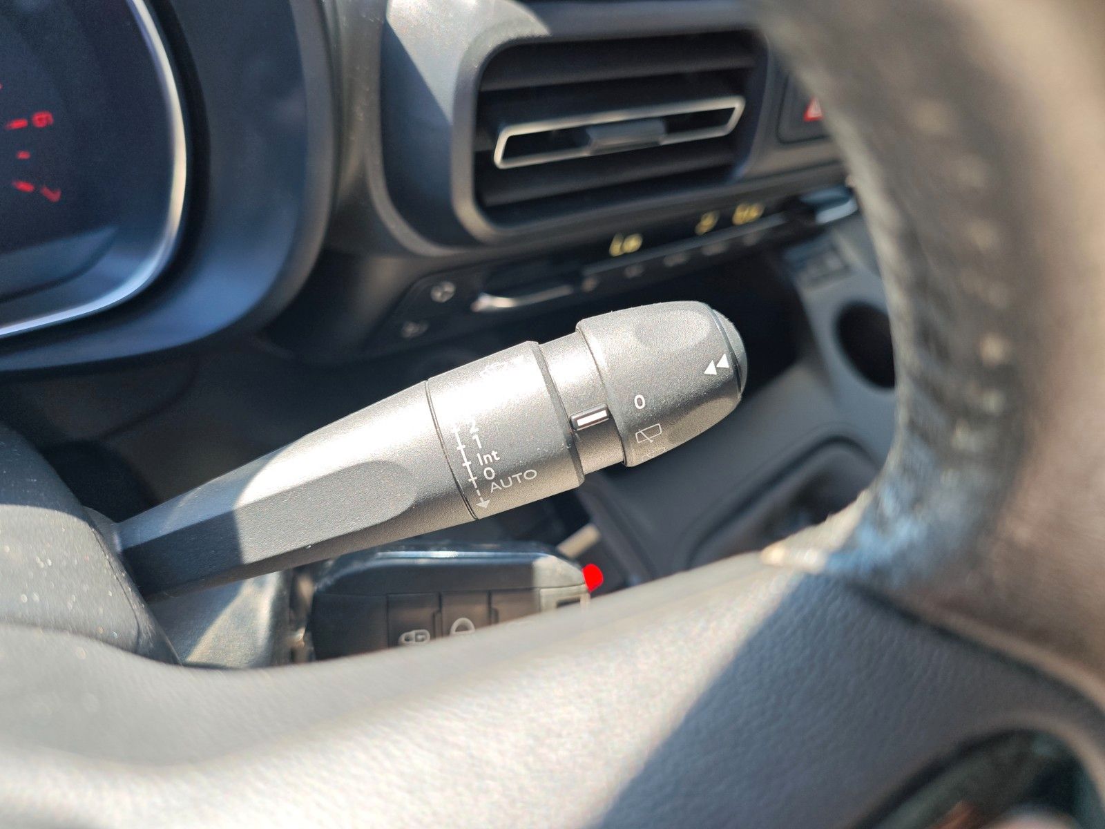 Fahrzeugabbildung Citroën BERLINGO FEEL M*2X SCHIEBETÜR*NAVI*SITZHEIZUNG