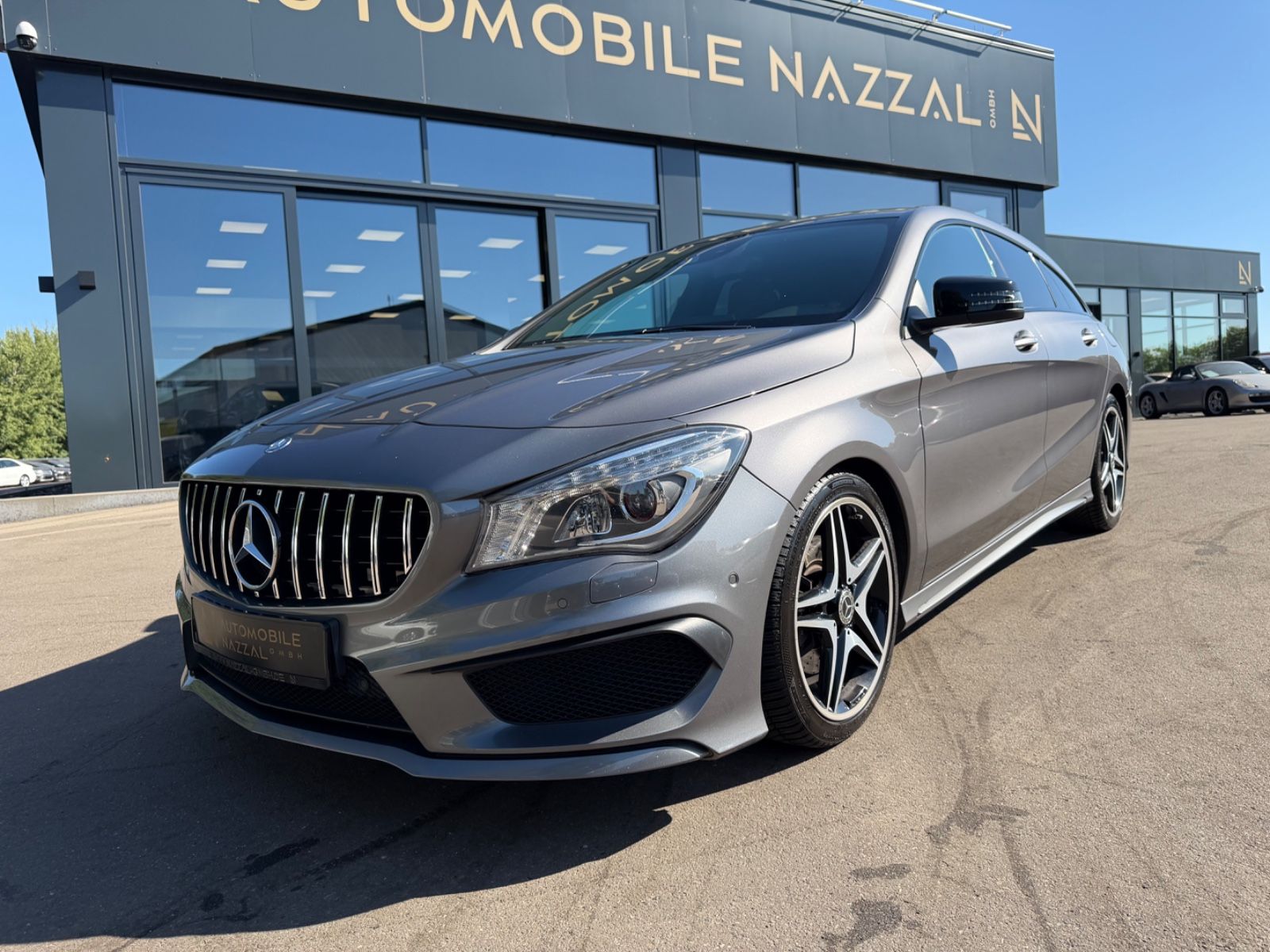 Fahrzeugabbildung Mercedes-Benz CLA 250 SHOOTING BRAKE AMG-LINE *AUT*NAVI*PANO*